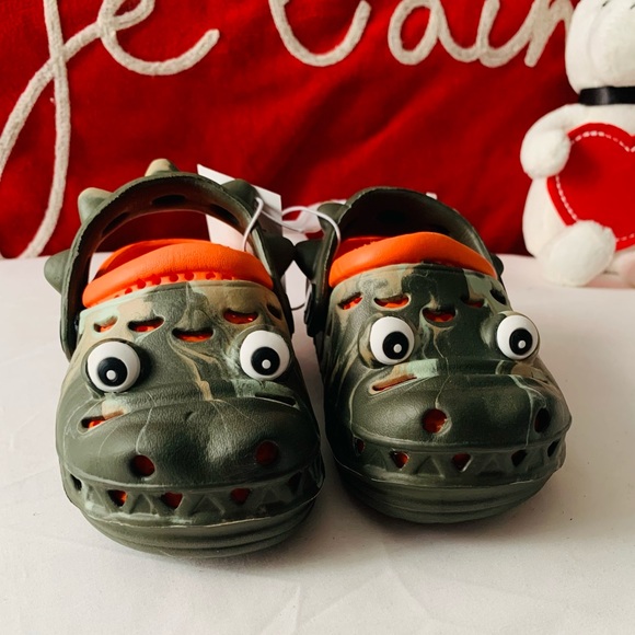 Capelli of New York Other - Capelli New York Baby Roy Clogs